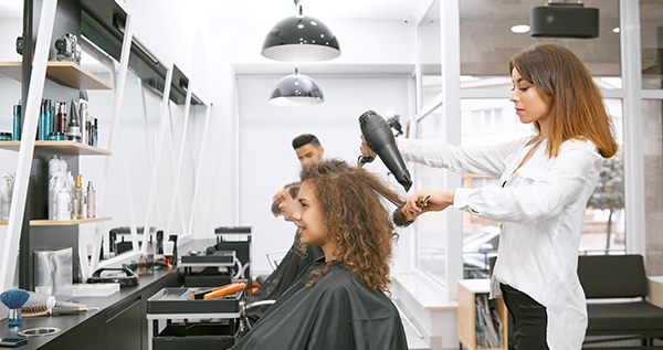FETHESP conclui negociação da Convenção Coletiva 2026 dos trabalhadores em estética e cosmetologia